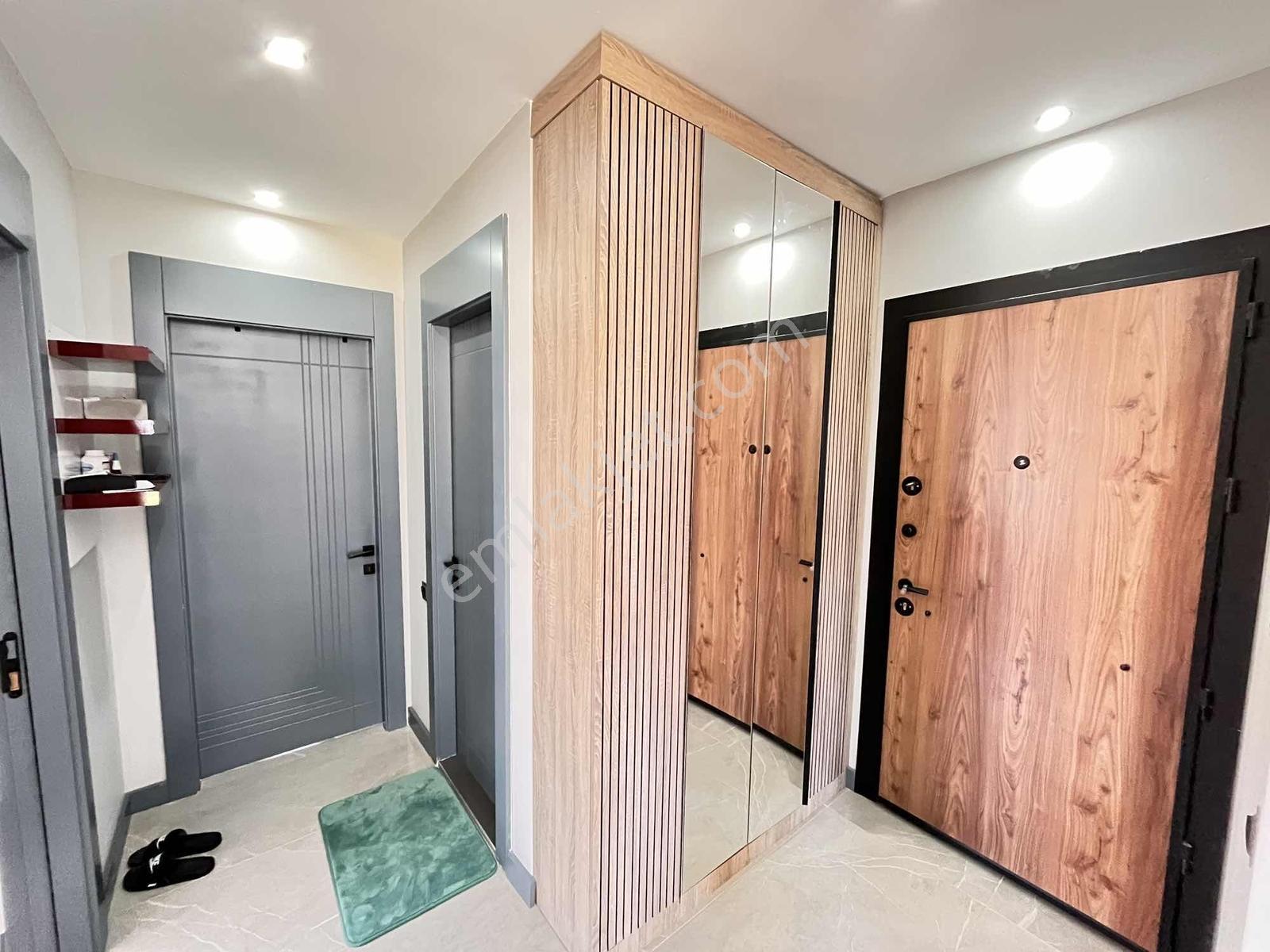 Full Eşyalı 2+1 Kat Mülkiyeti Deniz Manzaralı Havuzlu Peyzajlı - Görsel 16