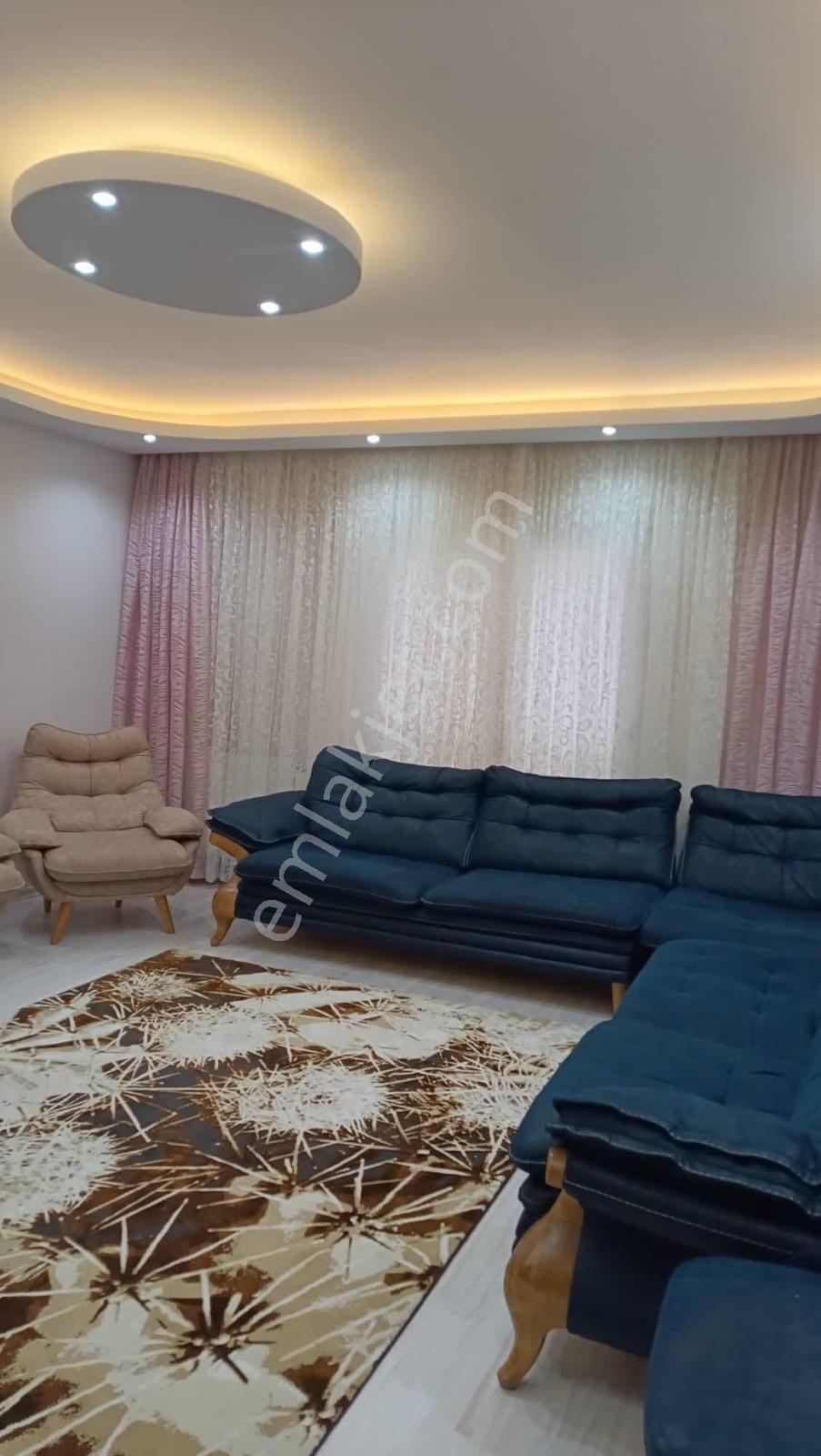 Ergenekon Mahallesinde 3+1 Eşyalı Kiralık Daire - Görsel 8