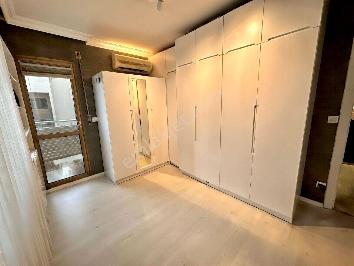Bostanlı Sahile Yakın Özel Tasarımlı Premium 4+1 Lüks Daire - Görsel 18