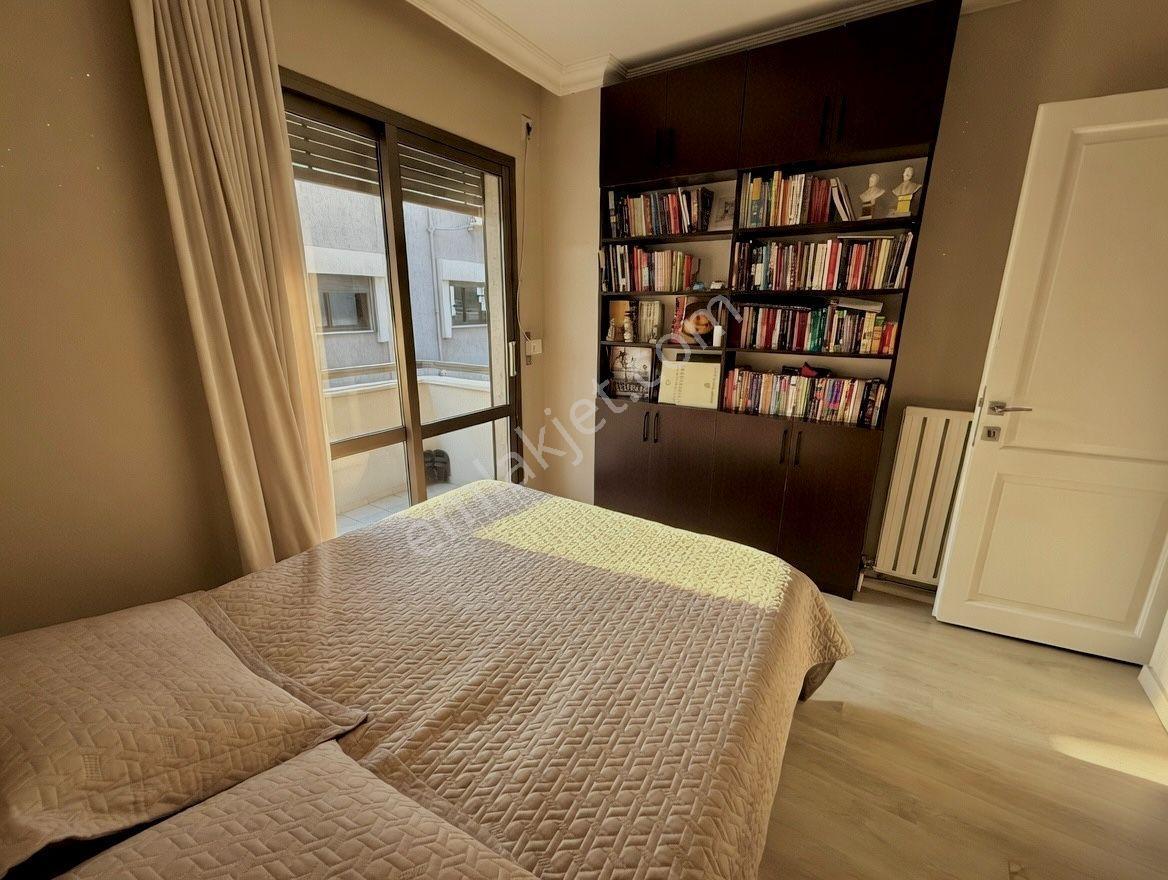 Bostanlı Sahile Yakın Özel Tasarımlı Premium 4+1 Lüks Daire - Görsel 22