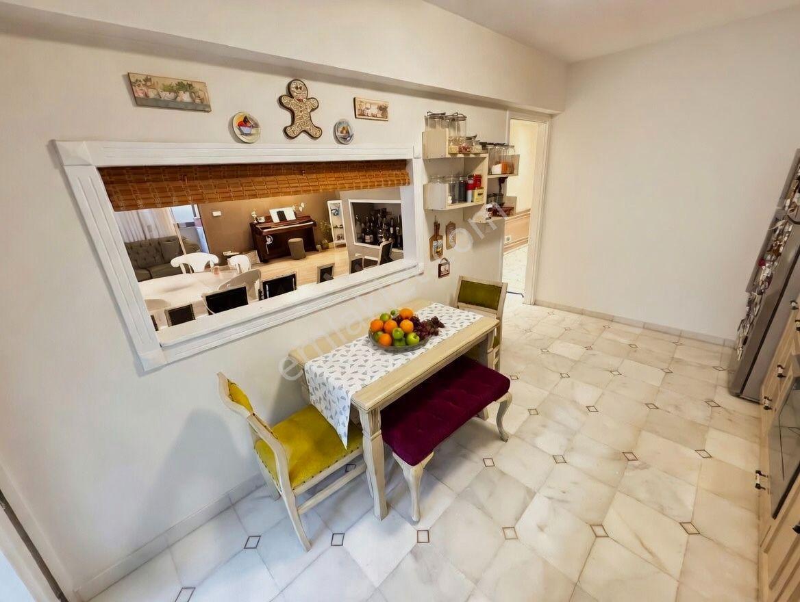 Bostanlı Sahile Yakın Özel Tasarımlı Premium 4+1 Lüks Daire - Görsel 11