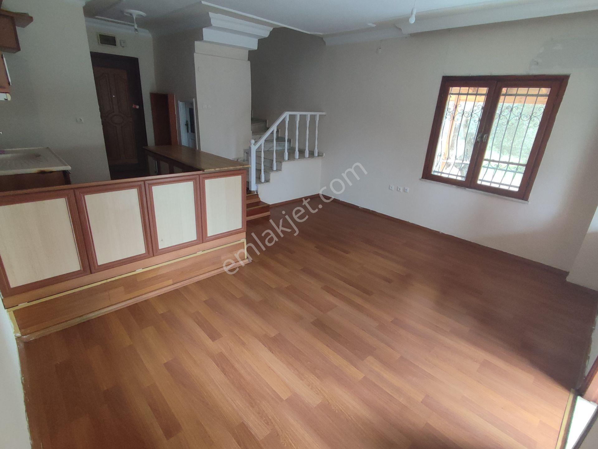 Kardeşten Akçay 53 Evlerde Site İçi Bahçeli Teraslı 3+1 Tripleks Villa - Görsel 5