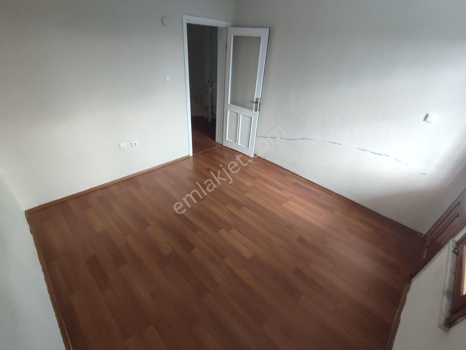 Kardeşten Akçay 53 Evlerde Site İçi Bahçeli Teraslı 3+1 Tripleks Villa - Görsel 17
