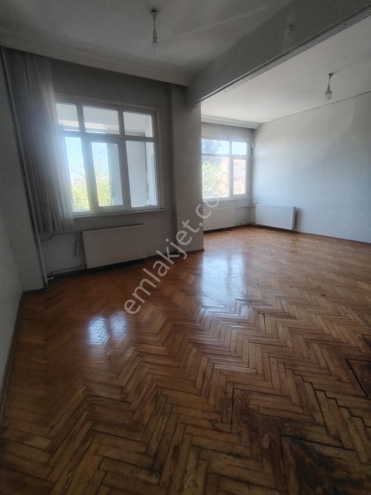 Engin Erdem Den 2+1 Giriş Kat 90m2 Veysel Karani Camii Yanı - Görsel 12