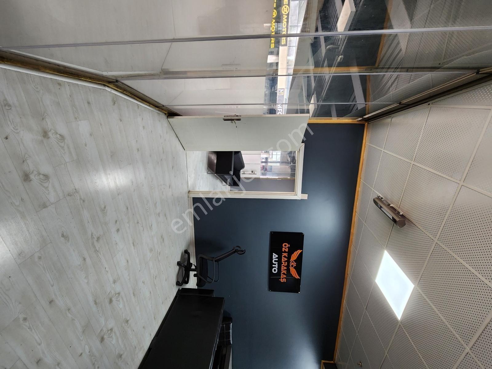 Esenyurt Otoport Avm'de Satılık Mağaza 102m² + 50m² Teras - Görsel 9