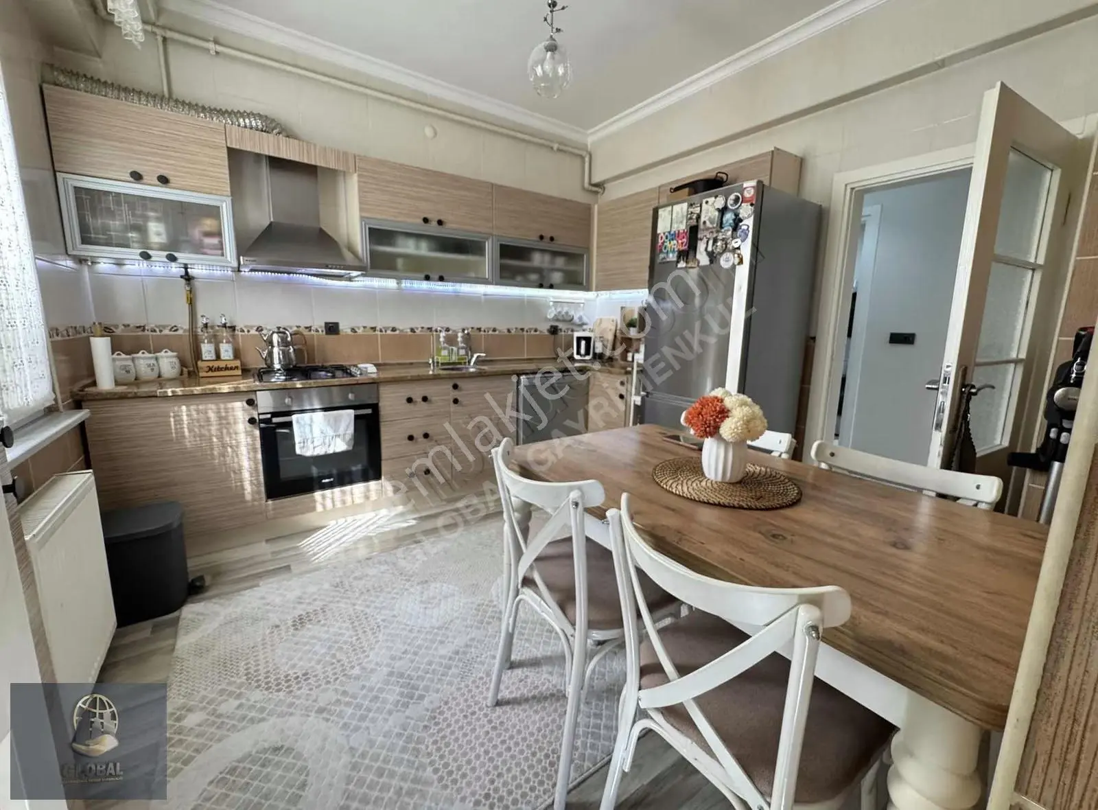 Çorlu Muhittin 14 Yıllık 150m2 Brüt Arakat Satılık 3+1 !!