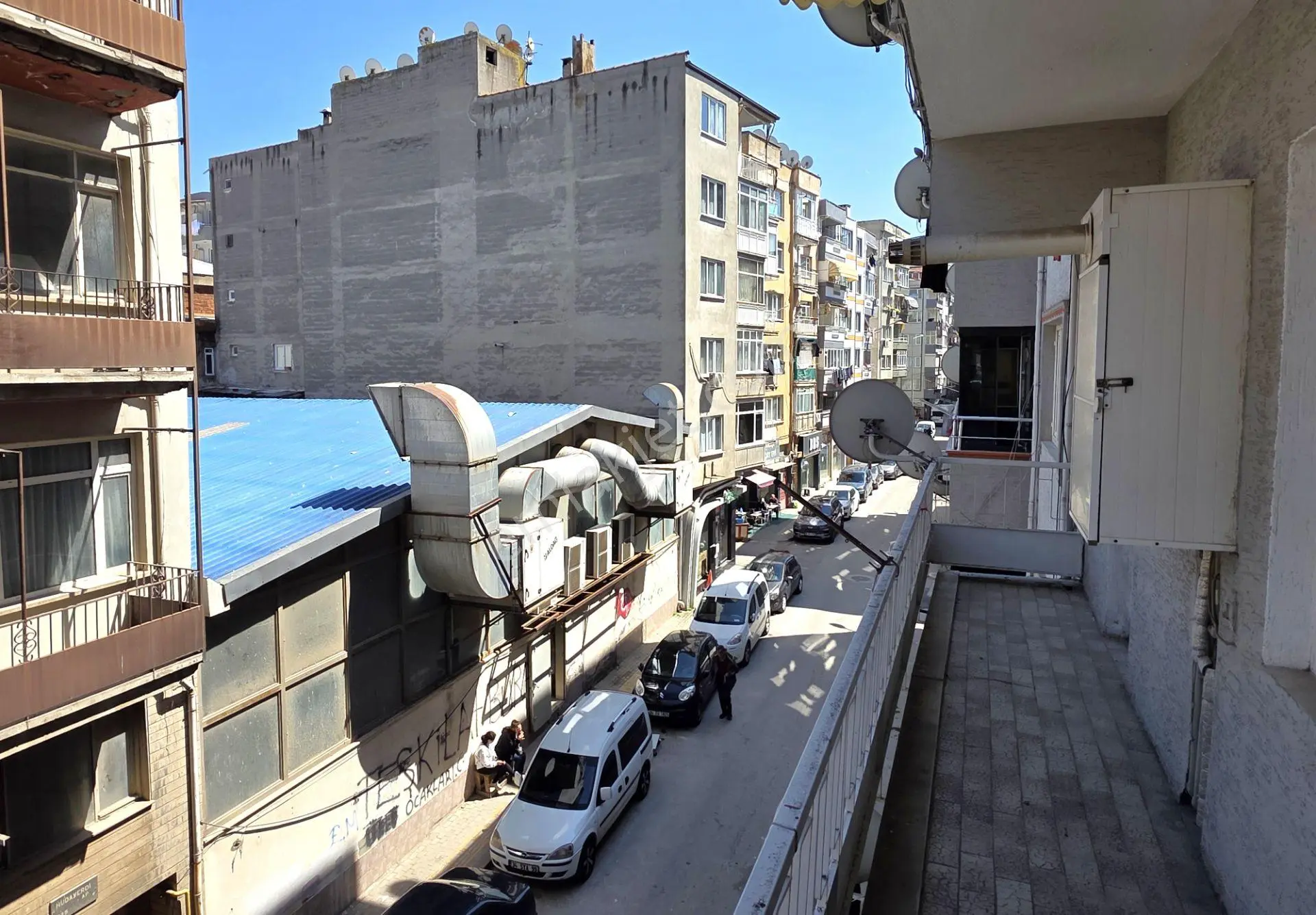 C21 Cius; Merkezi Konumda Arakat Masrafsız 3+1 Satılık Daire - Görsel 5