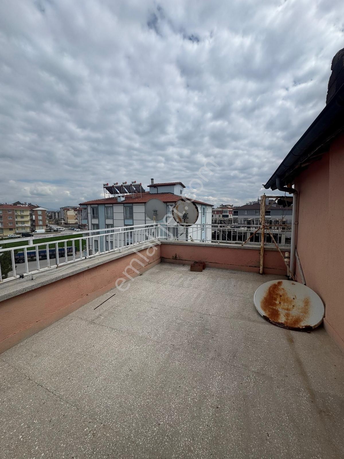 Konya Beyşehir Bahçelievler Mahallesinde Bakımlı Ferah Daire - Görsel 15