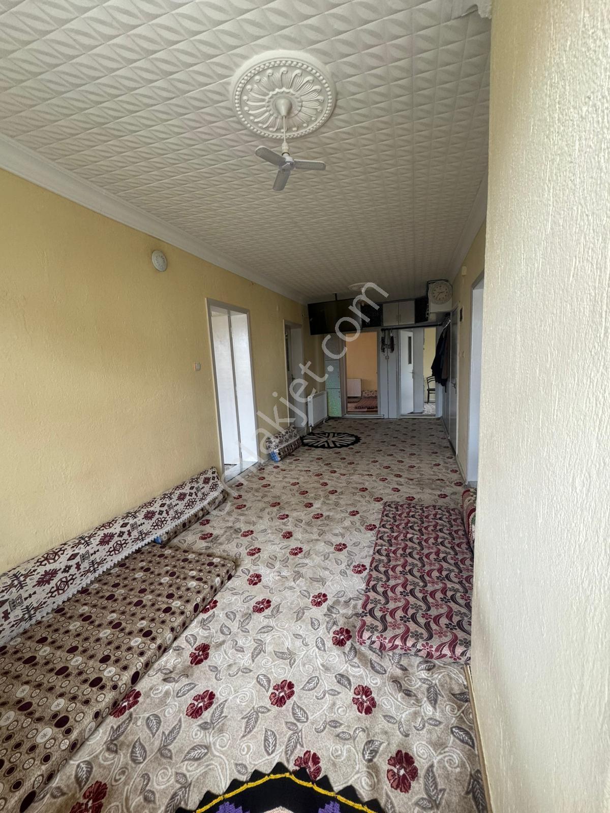 Konya Beyşehir Bahçelievler Mahallesinde Bakımlı Ferah Daire - Görsel 17