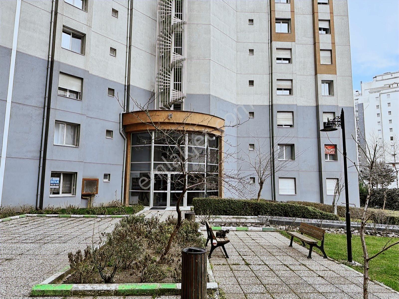 Parlamenterler Sitesi Bahçe Peyzaj Cephe Bakımlı Giriş Kat 3+1 - Görsel 15