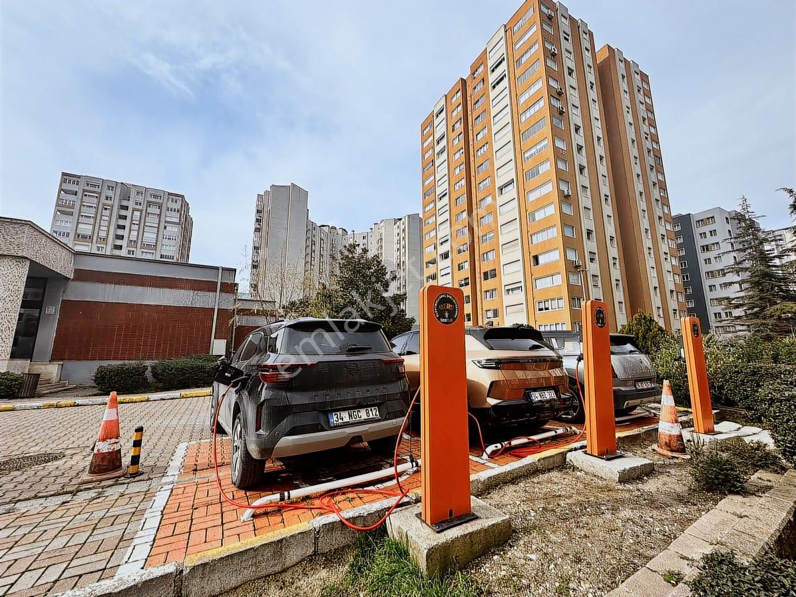 Parlamenterler Sitesi Bahçe Peyzaj Cephe Bakımlı Giriş Kat 3+1 - Görsel 14