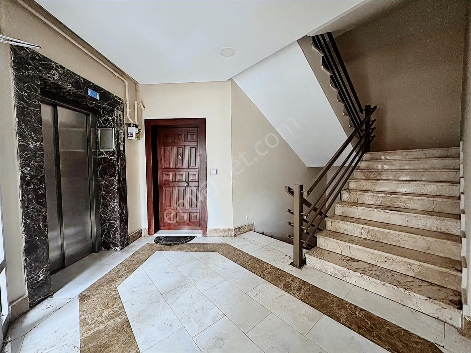 Parlamenterler Sitesi Bahçe Peyzaj Cephe Bakımlı Giriş Kat 3+1 - Görsel 23