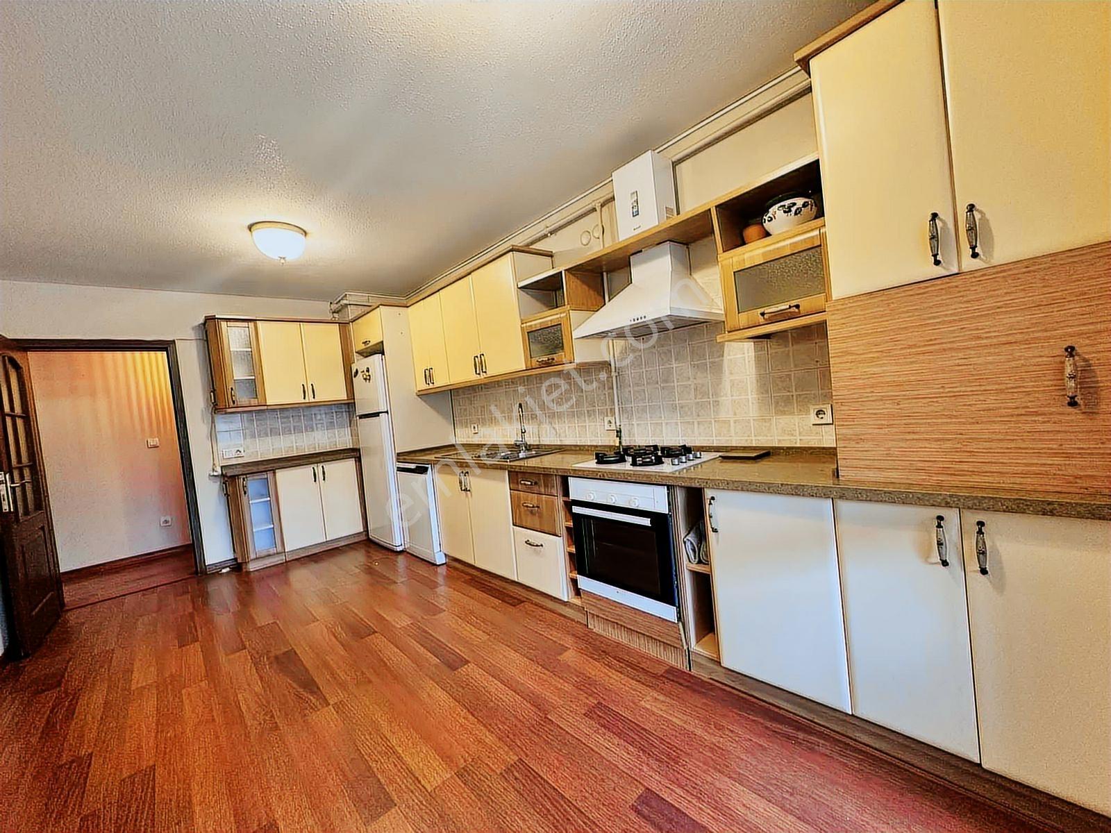 Parlamenterler Sitesi Bahçe Peyzaj Cephe Bakımlı Giriş Kat 3+1 - Görsel 5