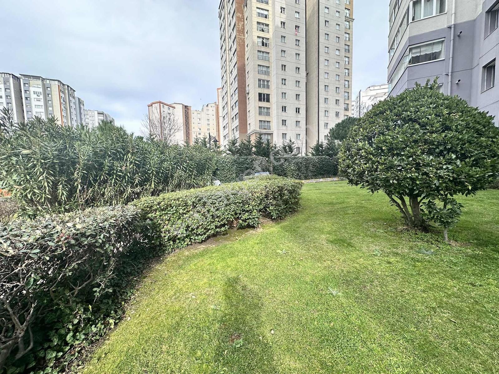 Parlamenterler Sitesi Bahçe Peyzaj Cephe Bakımlı Giriş Kat 3+1 - Görsel 11