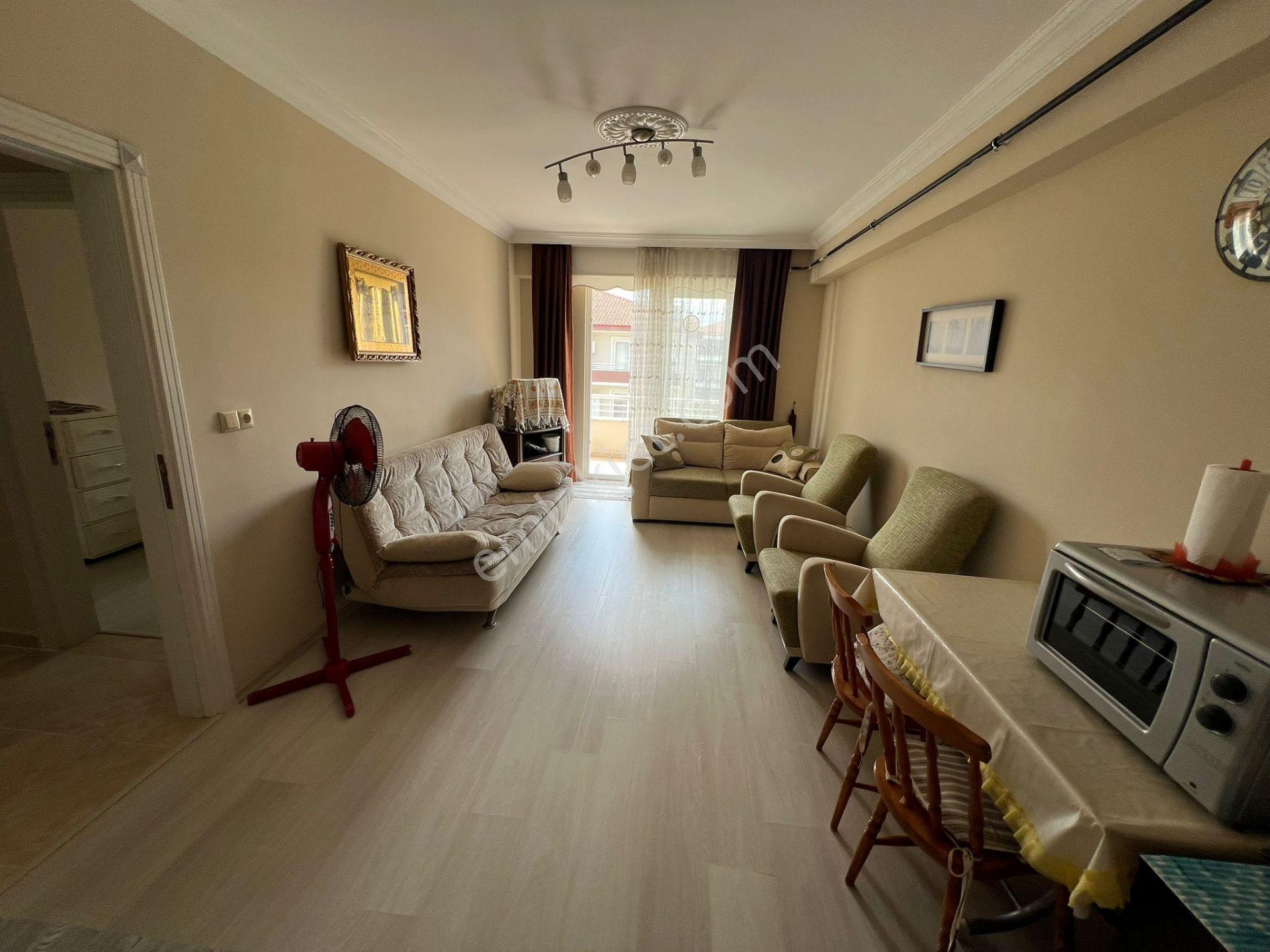 Karasu Çiğdem Emlaktan...efsane Site ^^karanfil^^de Havuz Başı - Görsel 27