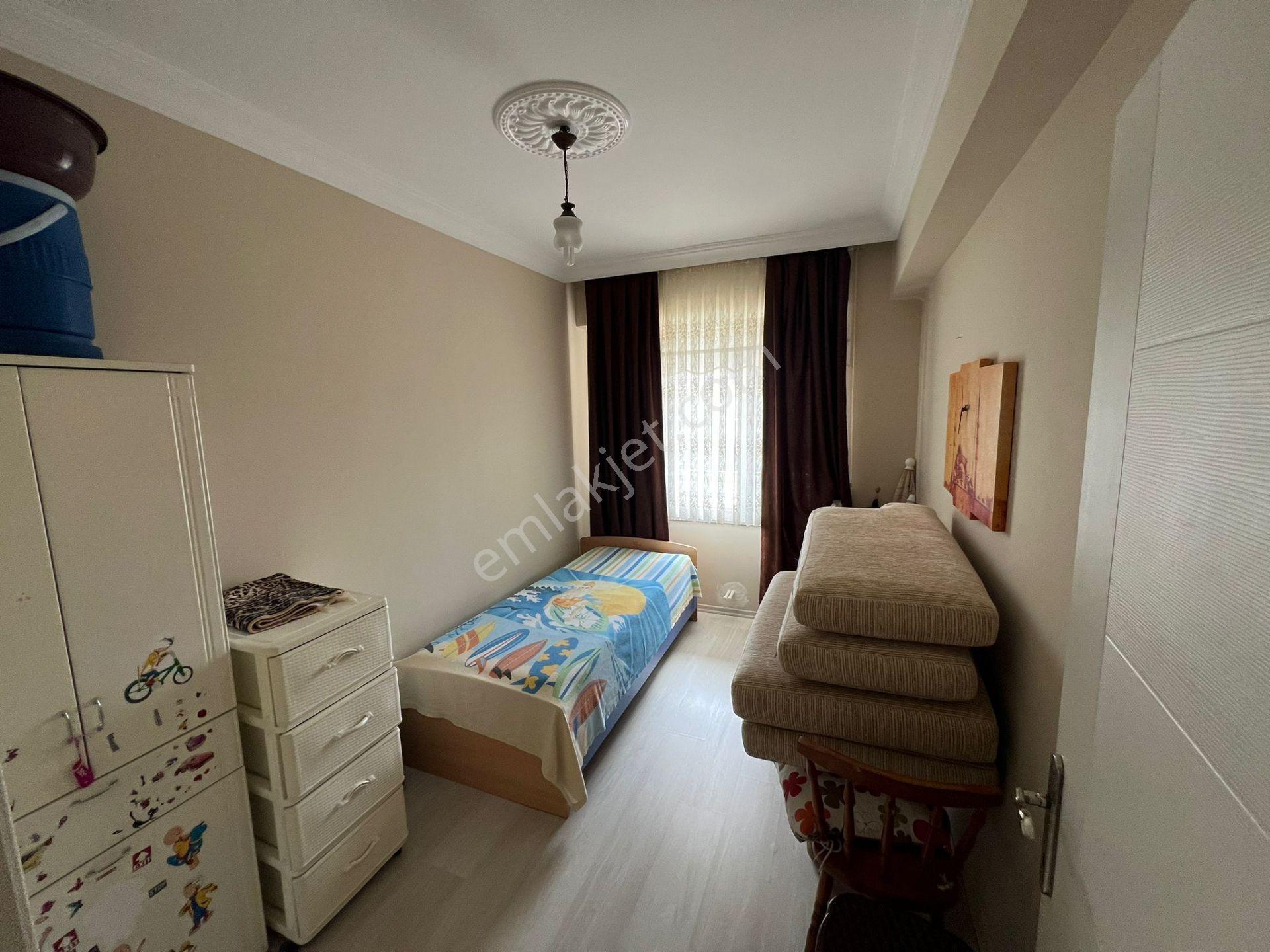 Karasu Çiğdem Emlaktan...efsane Site ^^karanfil^^de Havuz Başı - Görsel 28