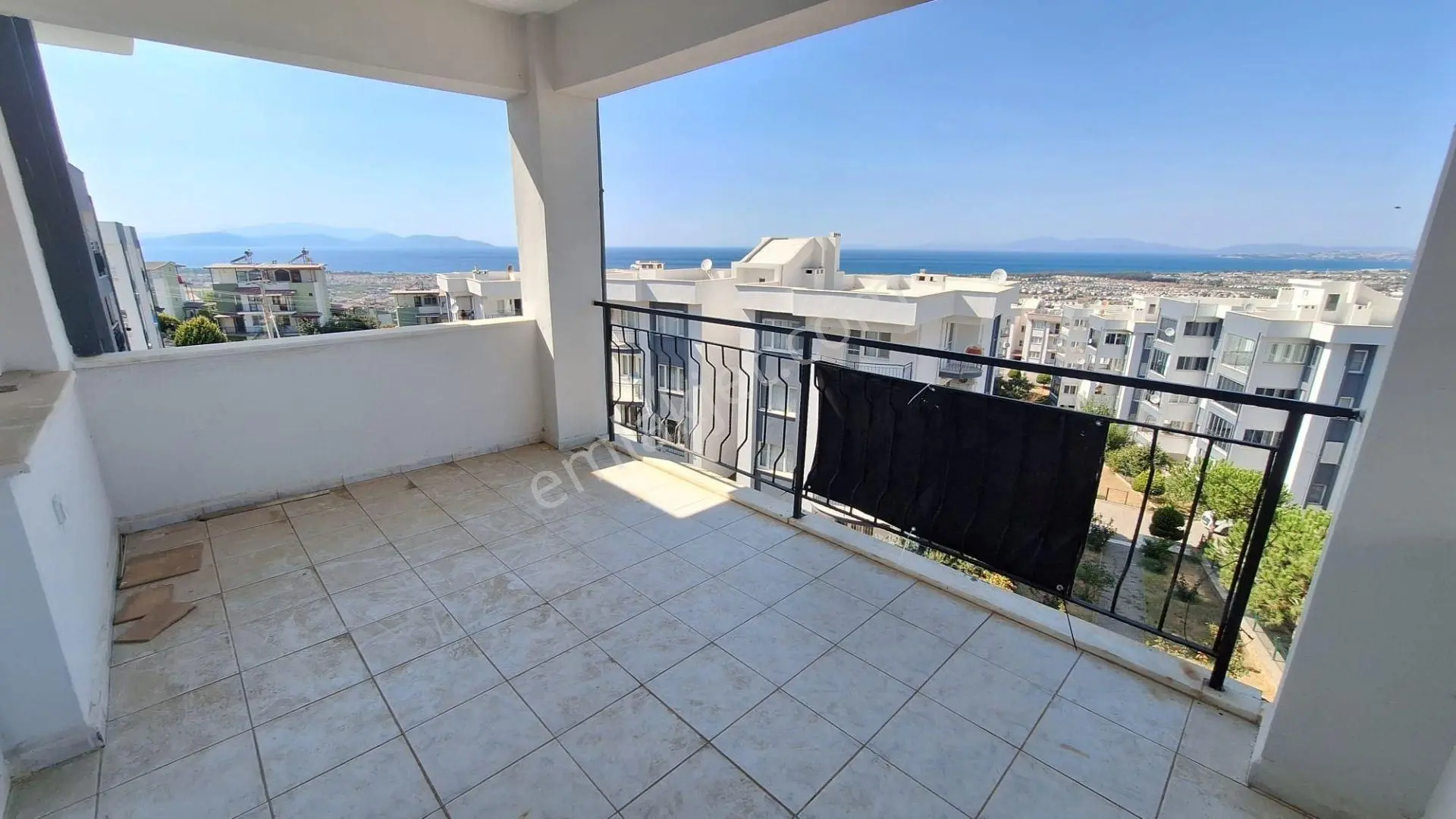 Kuşadası Güzelçamlııda Doğa İçinde Deniz Manzaralı Satılık Daire - Görsel 4