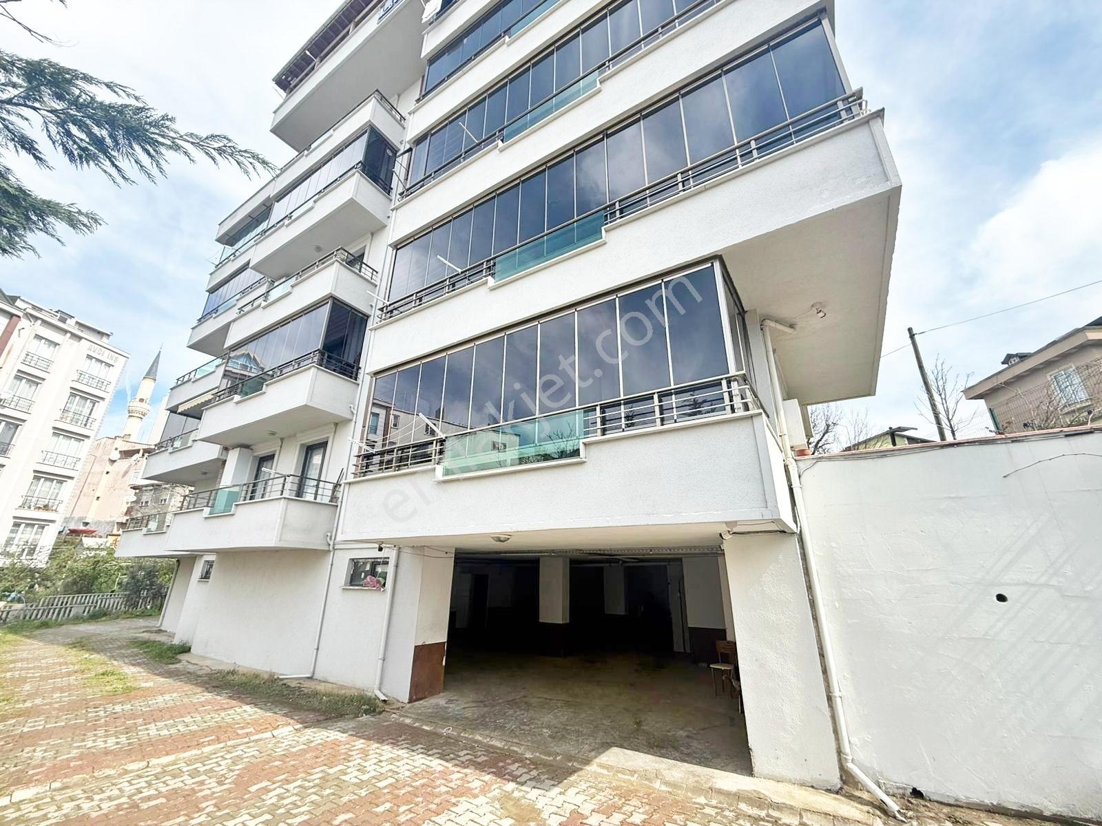 Büyükçekmece Celaliye Mah. 1.kat Asansörlü 3+1 145m2 6.450.000tl - Görsel 8