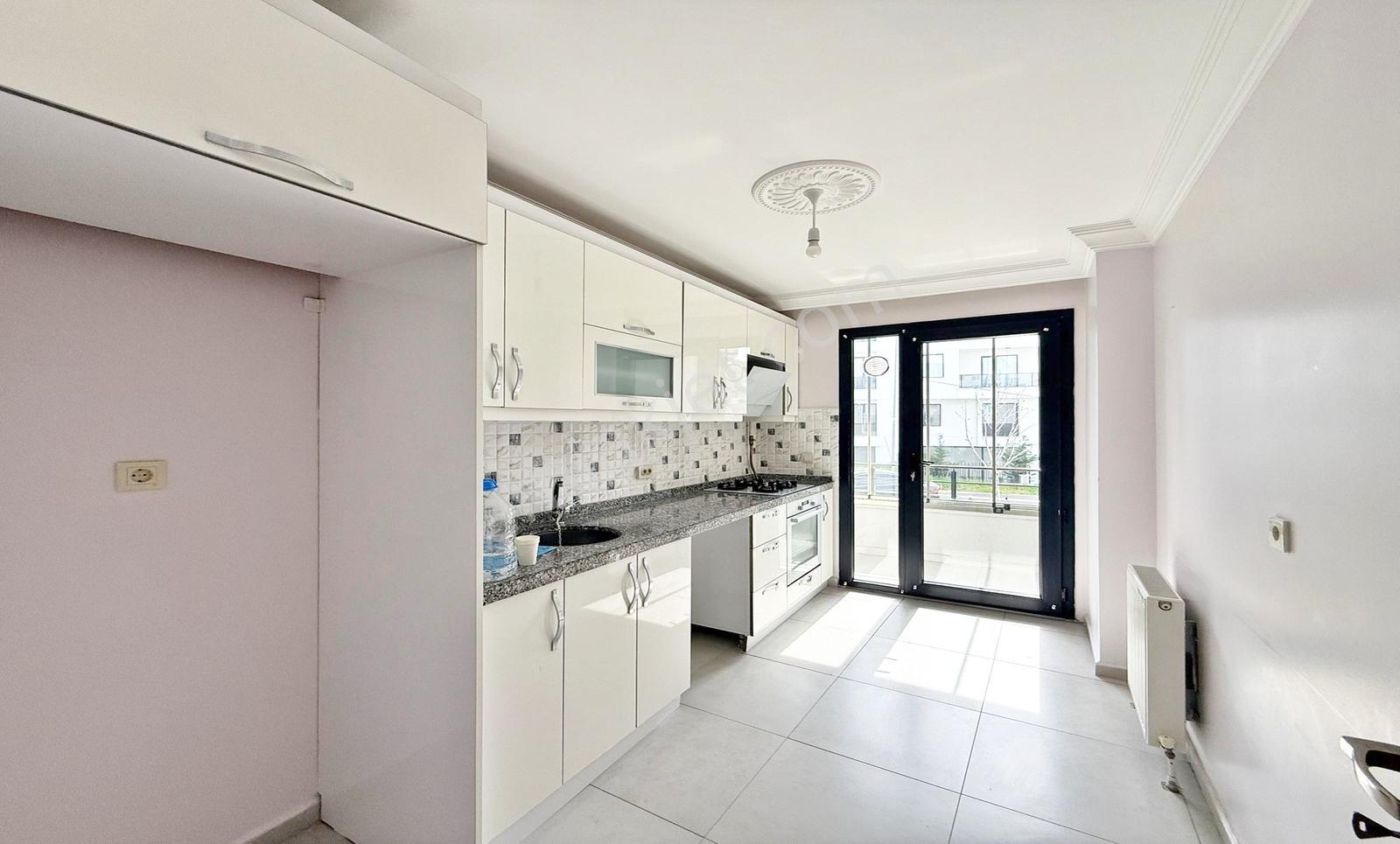 Büyükçekmece Celaliye Mah. 1.kat Asansörlü 3+1 145m2 6.450.000tl - Görsel 24