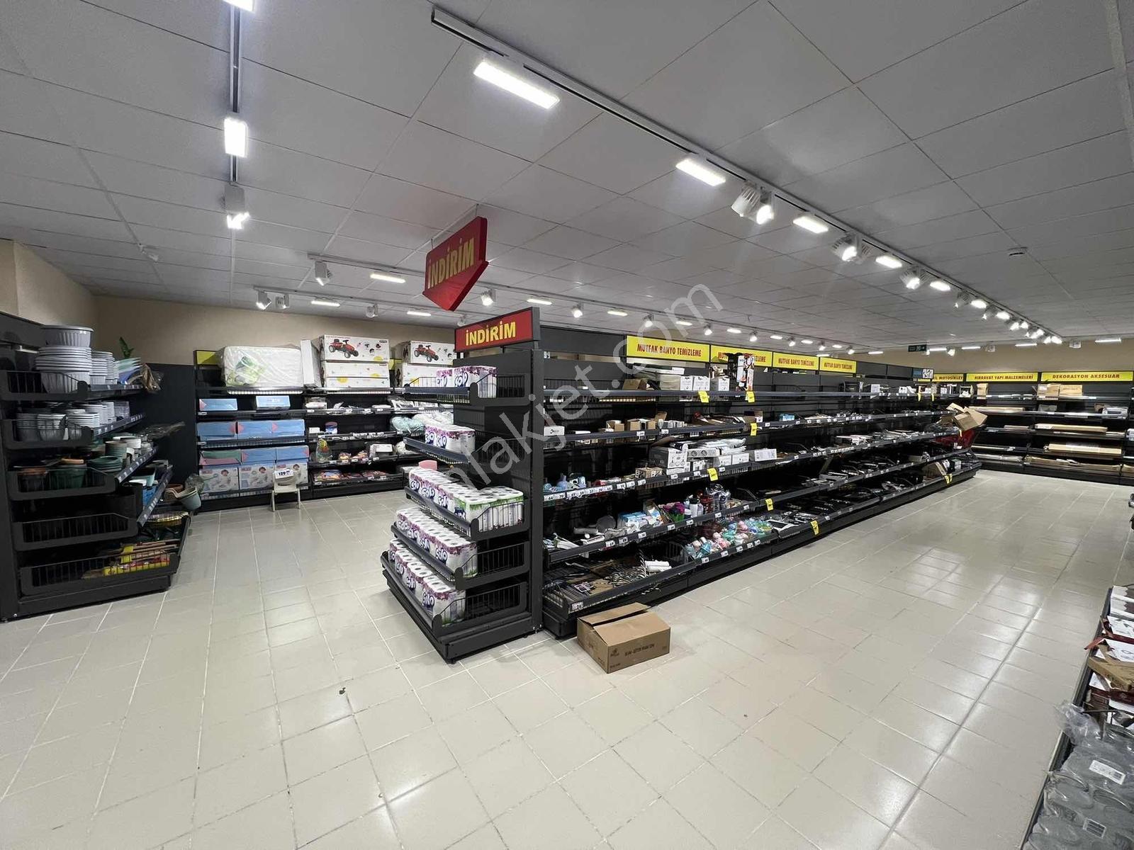 Royal'den E-5'e 1_dk 440.000 Tl Kurumsal Kiracılı 1.600m2 Dükkan - Görsel 7