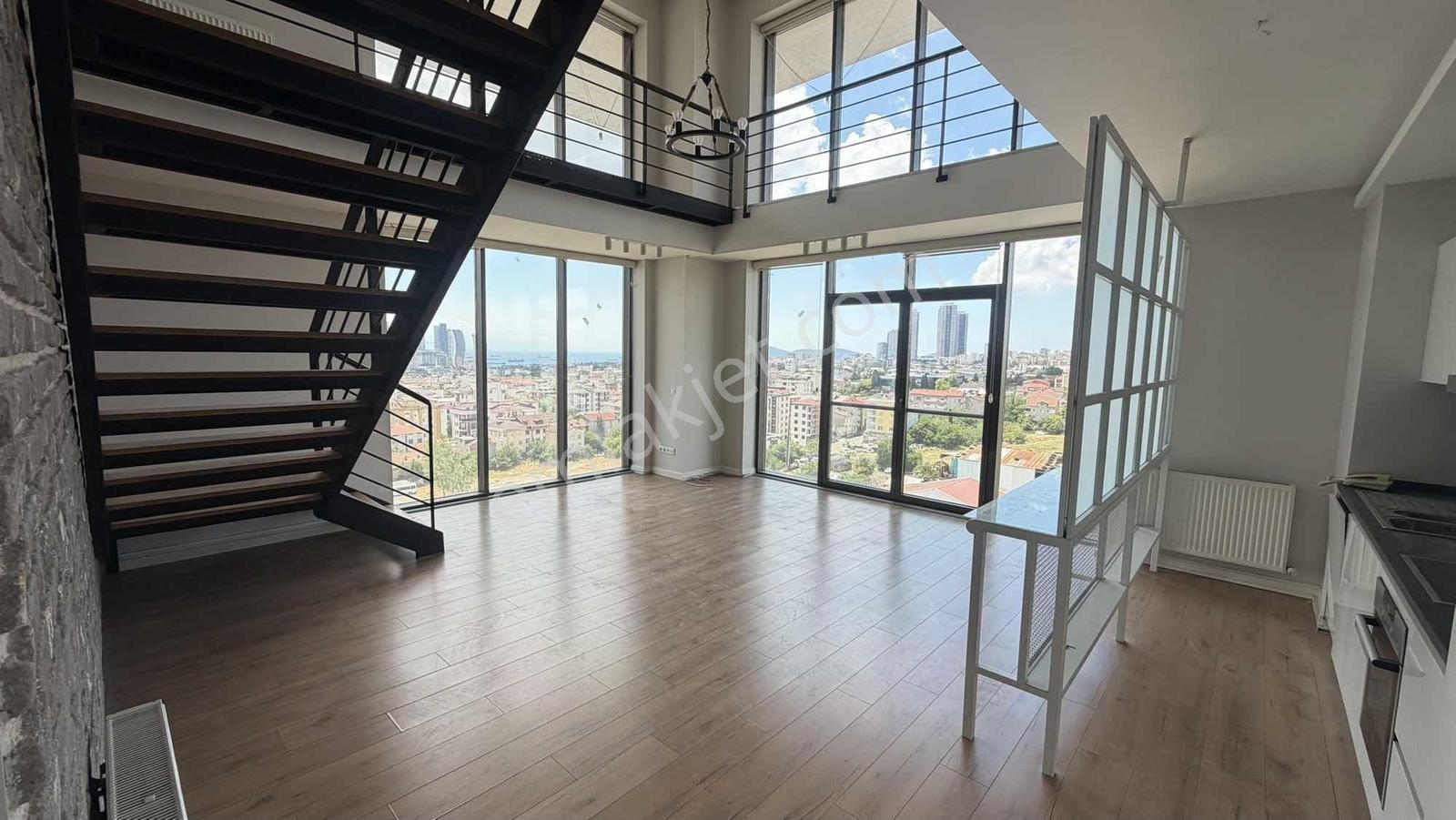 Butiq Kartal'da Özel Yapım Deniz Manz. Yüksek Tavanlı 3+1 Loft ! - Görsel 10