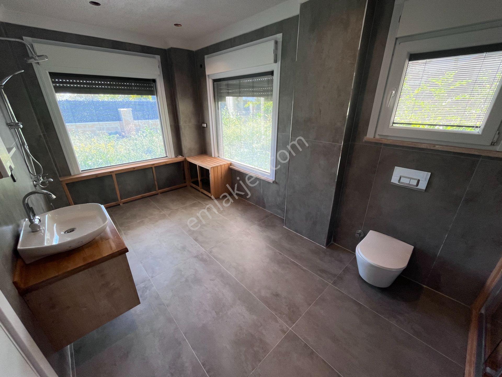 ▃▅▇başarı▇▅▃ Eşi Benzeri Yok! Deniz Tarafında Manzaralı Villa - Görsel 15