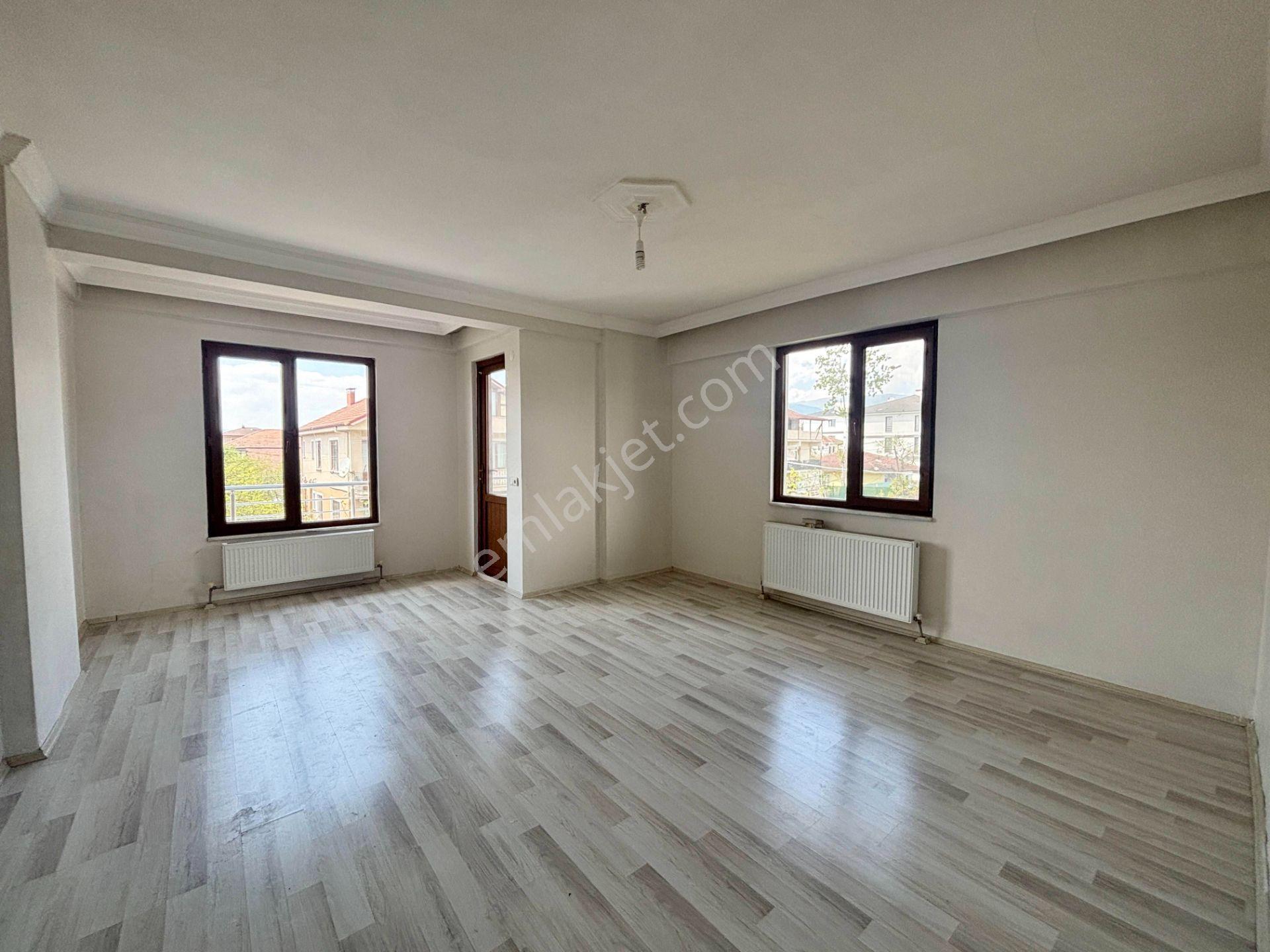 Konuralp’te 3+1 135 M² Satılık Ferah Ve Kullanışlı Daire - Görsel 4