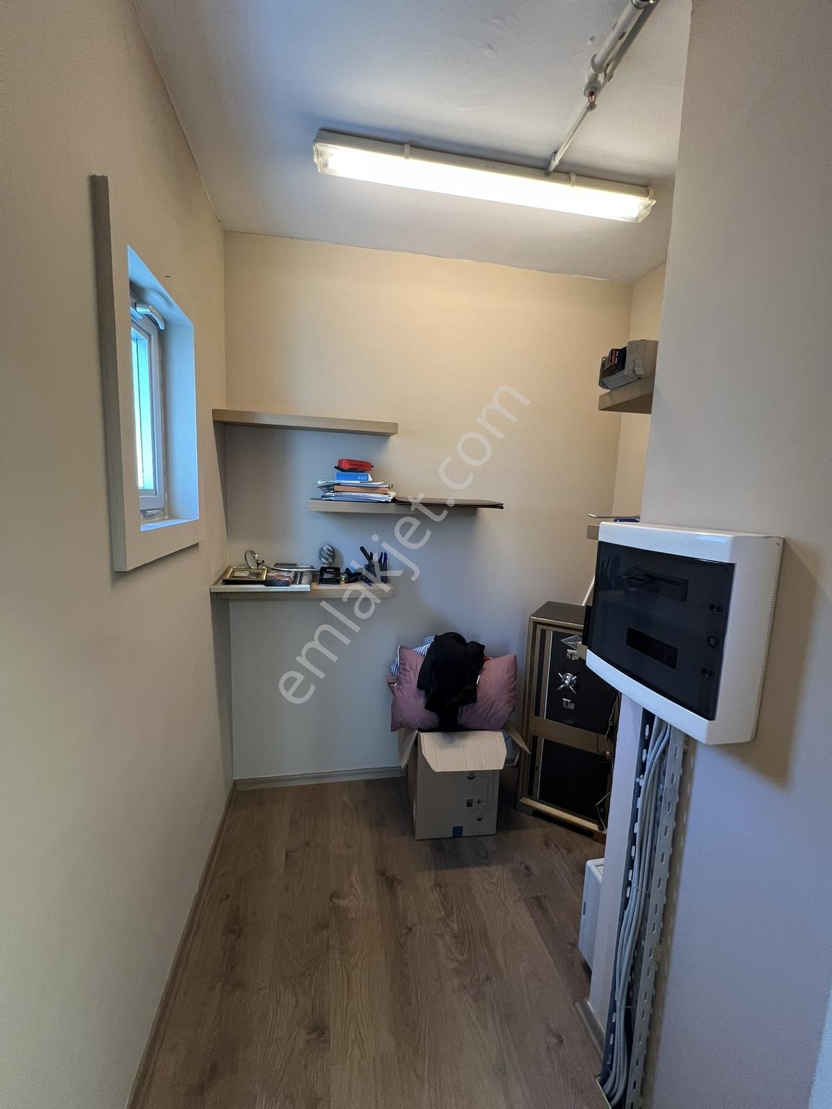 Royal'den E-5 1_dk Omega Deniz Plaza Prestijli 164m2 3.kat Ofis! - Görsel 22