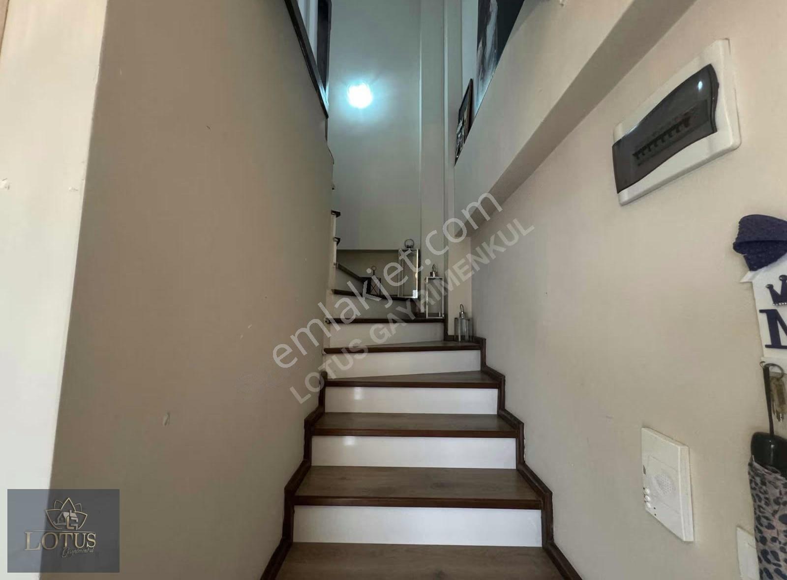 Boğazova Caddesinde 2+1 Manzaralı Satılık Dubleks Daire - Görsel 16