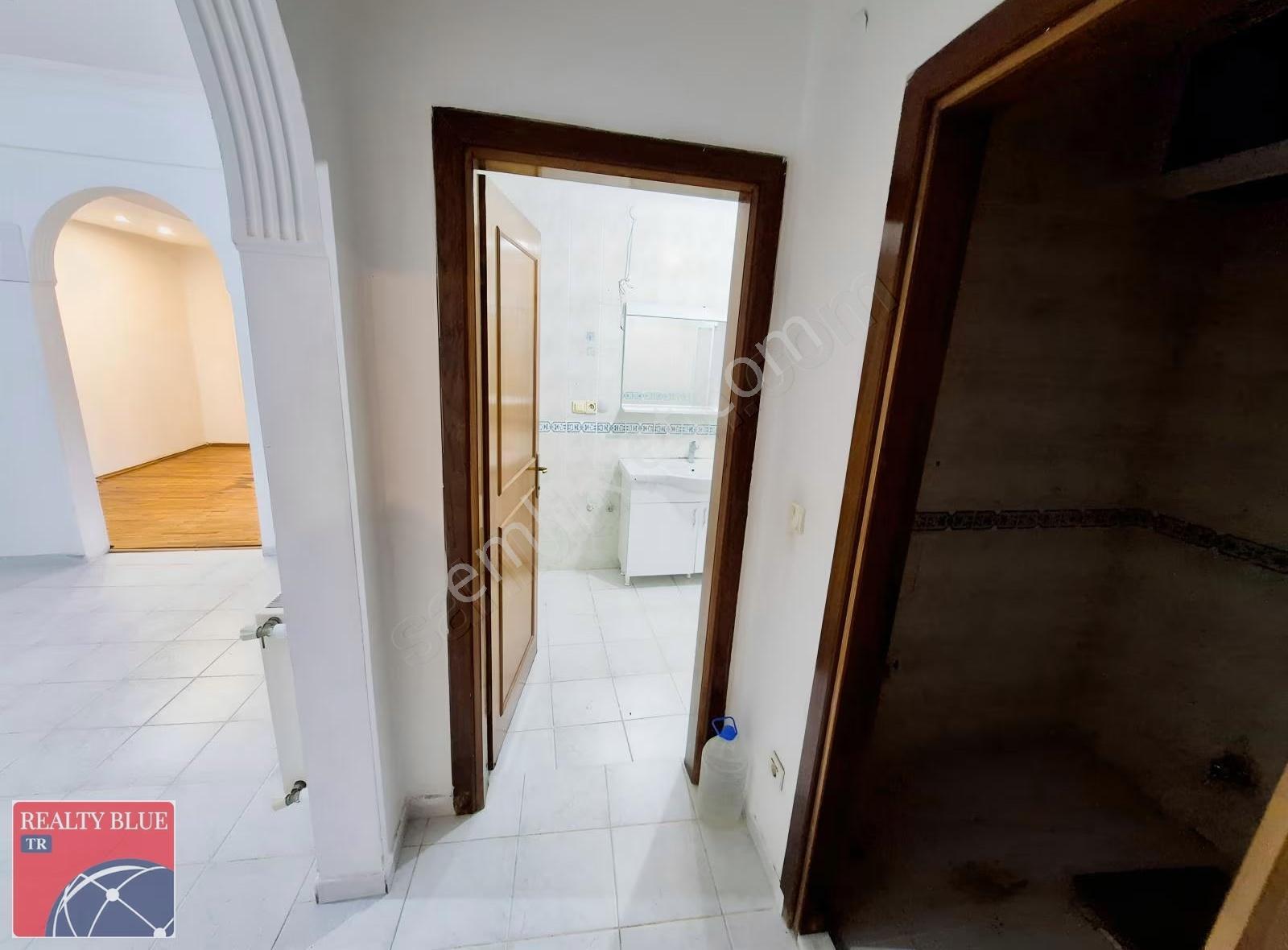 Tarabyaüstü_kiralık Geniş(2+1)_ Bahçeli Bahçe Katı+metro - Görsel 21
