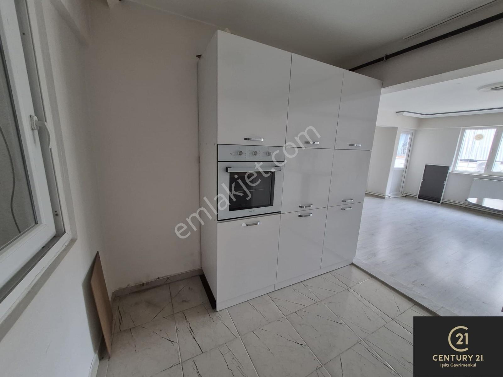 Century21 Işıltı Gayrimenkul'den Güzelhisar'da Satılık 3+1 - Görsel 4