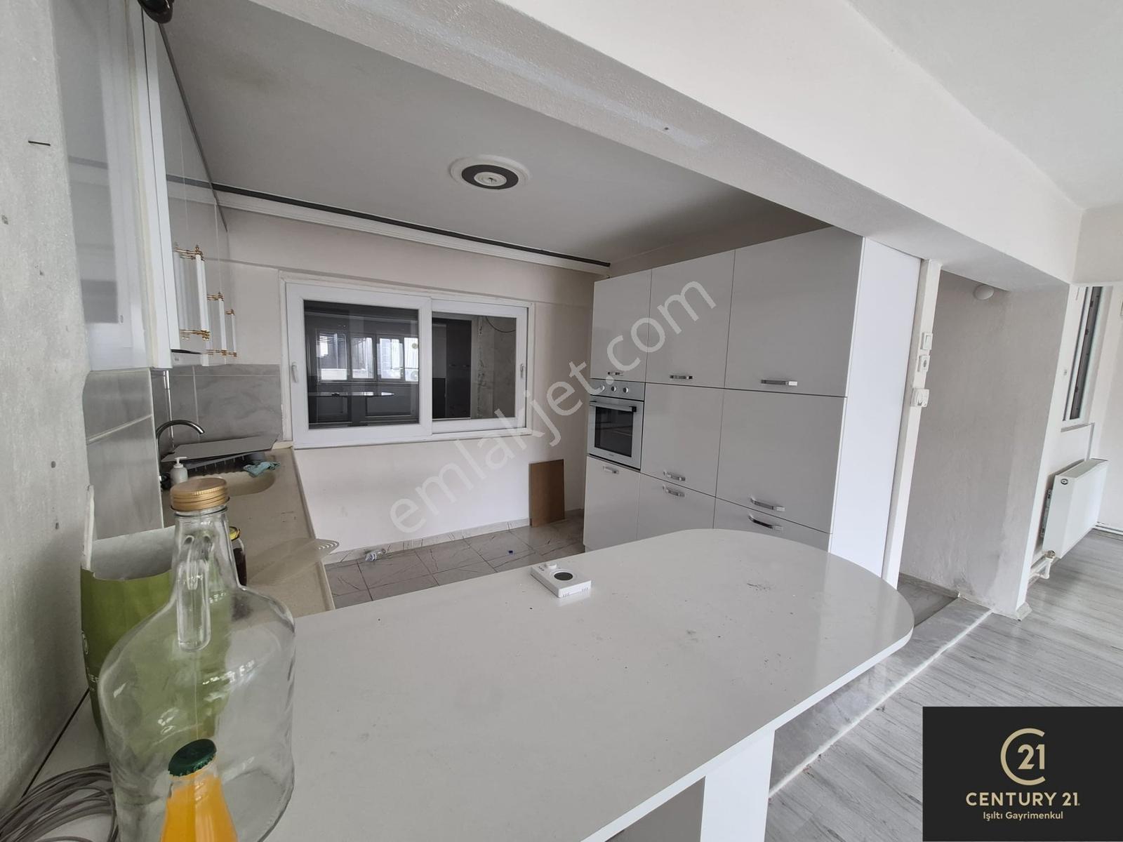 Century21 Işıltı Gayrimenkul'den Güzelhisar'da Satılık 3+1 - Görsel 12