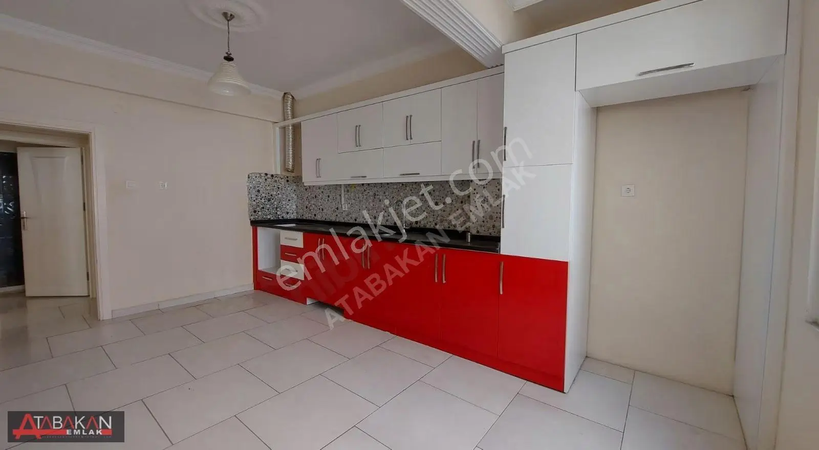 Bahçelievler Mahallesi 3+1 Kiralık Daıre - Görsel 3