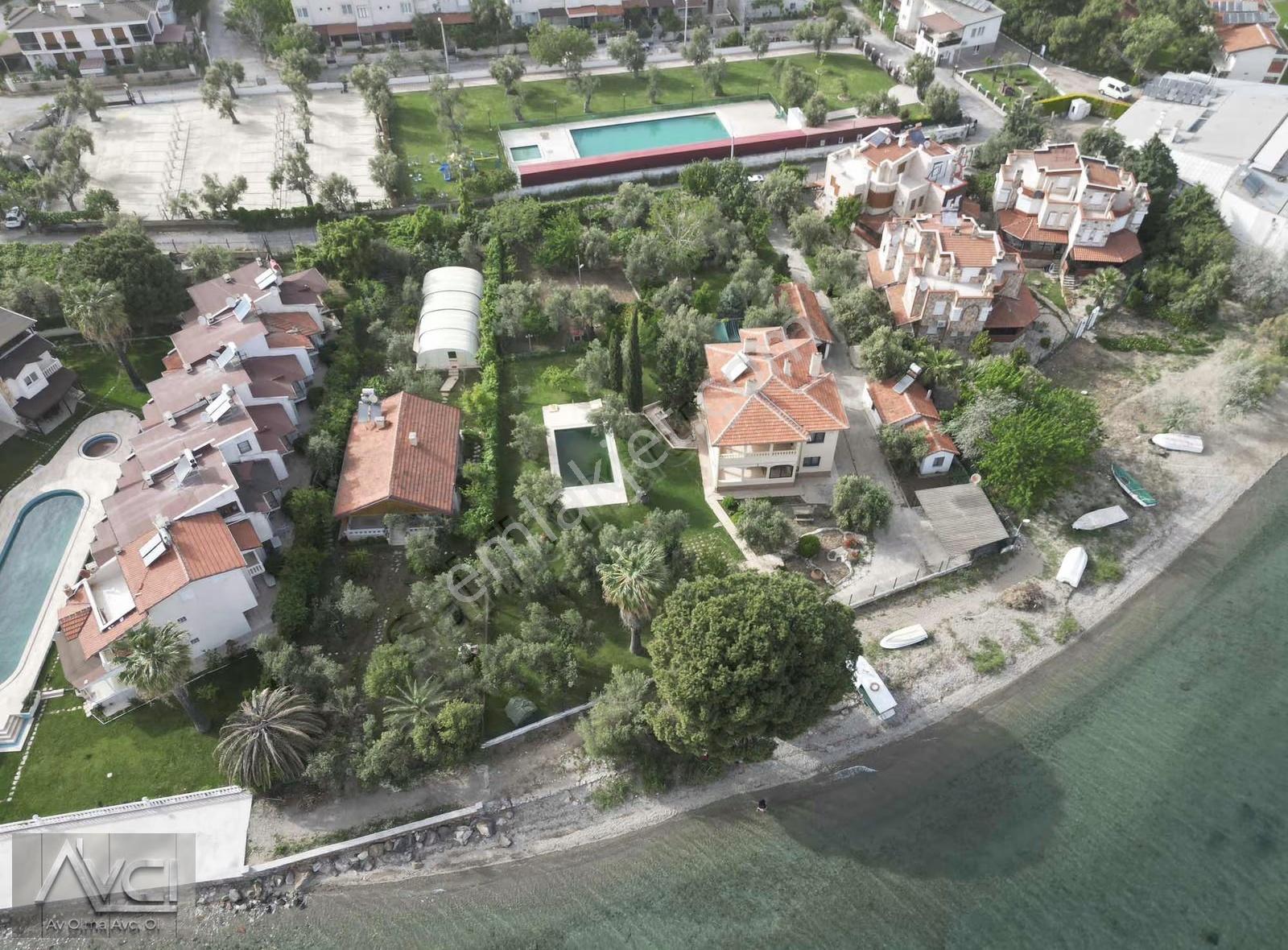 Avcı'dan Altınoluk'ta 2.5 Dönüm Arazı Uzerınde Denize Sıfır