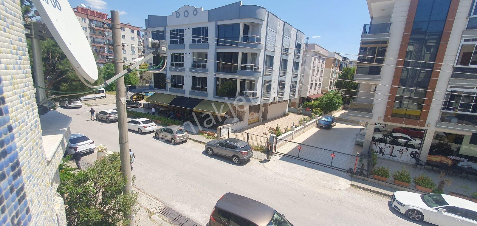 Buca Yenigün Mahallesinde 3+1 Satılık Ferah Daire. - Görsel 2