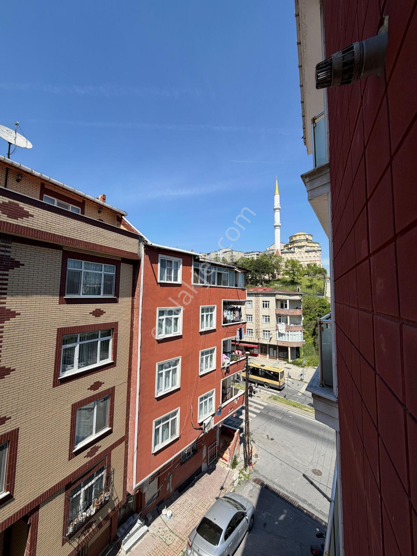 Galeri Caddesinde Otoparklı 3+1 Kiralık Ferah Daire - Görsel 32