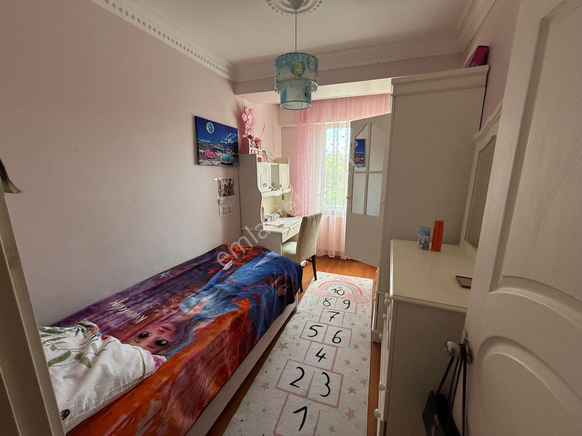 Galeri Caddesinde Otoparklı 3+1 Kiralık Ferah Daire - Görsel 20