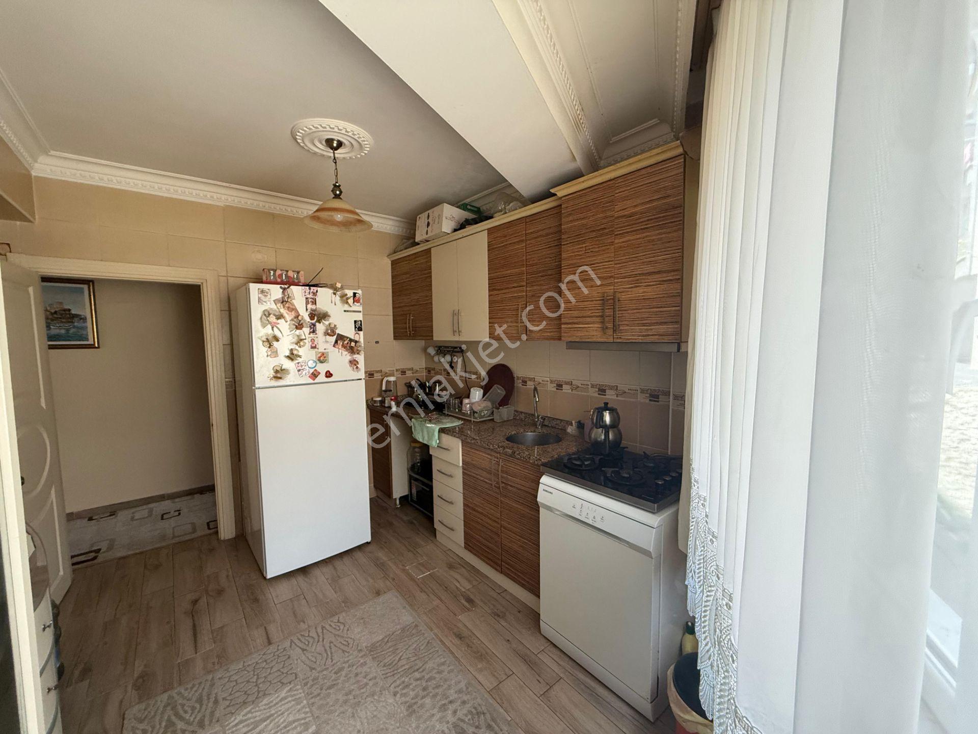 Galeri Caddesinde Otoparklı 3+1 Kiralık Ferah Daire - Görsel 13