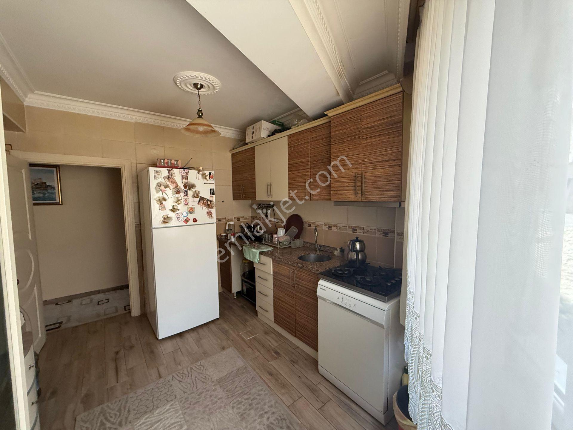 Galeri Caddesinde Otoparklı 3+1 Kiralık Ferah Daire - Görsel 12