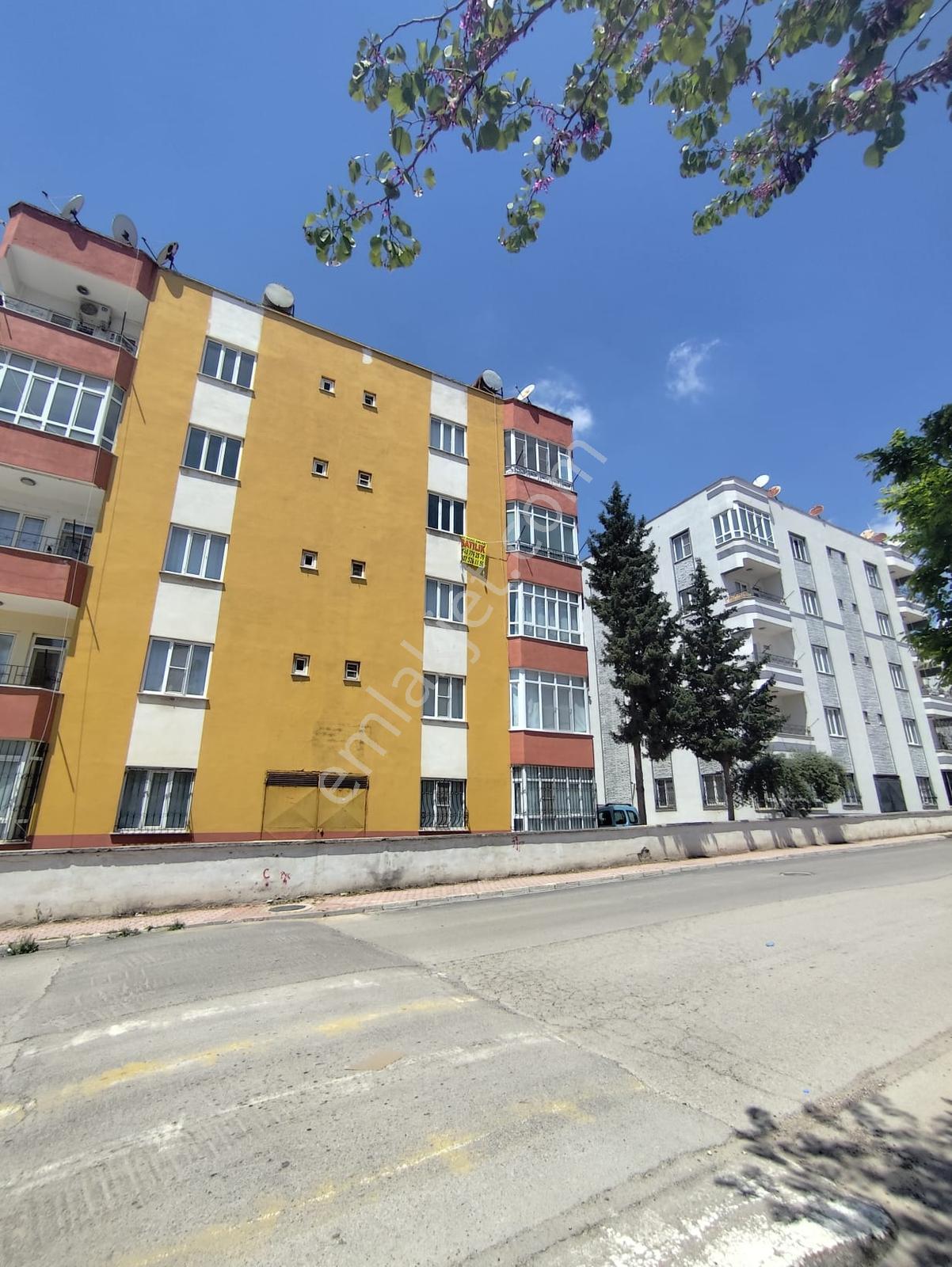 Ayyıldız Emlak'tan Geniş 3+1 Ara Kat Park Çepheli Alpaydın Site - Görsel 3