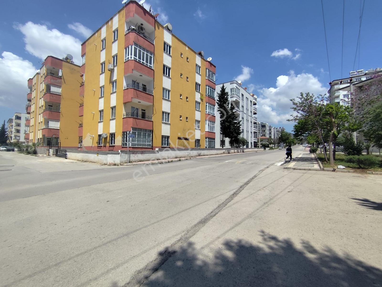 Ayyıldız Emlak'tan Geniş 3+1 Ara Kat Park Çepheli Alpaydın Site - Görsel 12