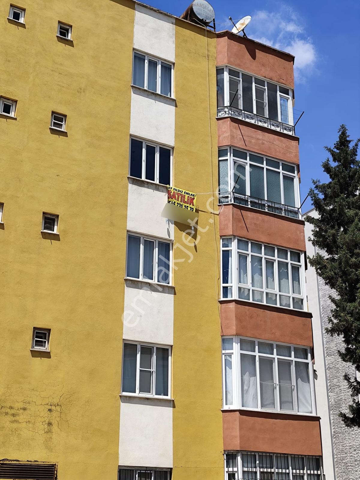 Ayyıldız Emlak'tan Geniş 3+1 Ara Kat Park Çepheli Alpaydın Site - Görsel 4