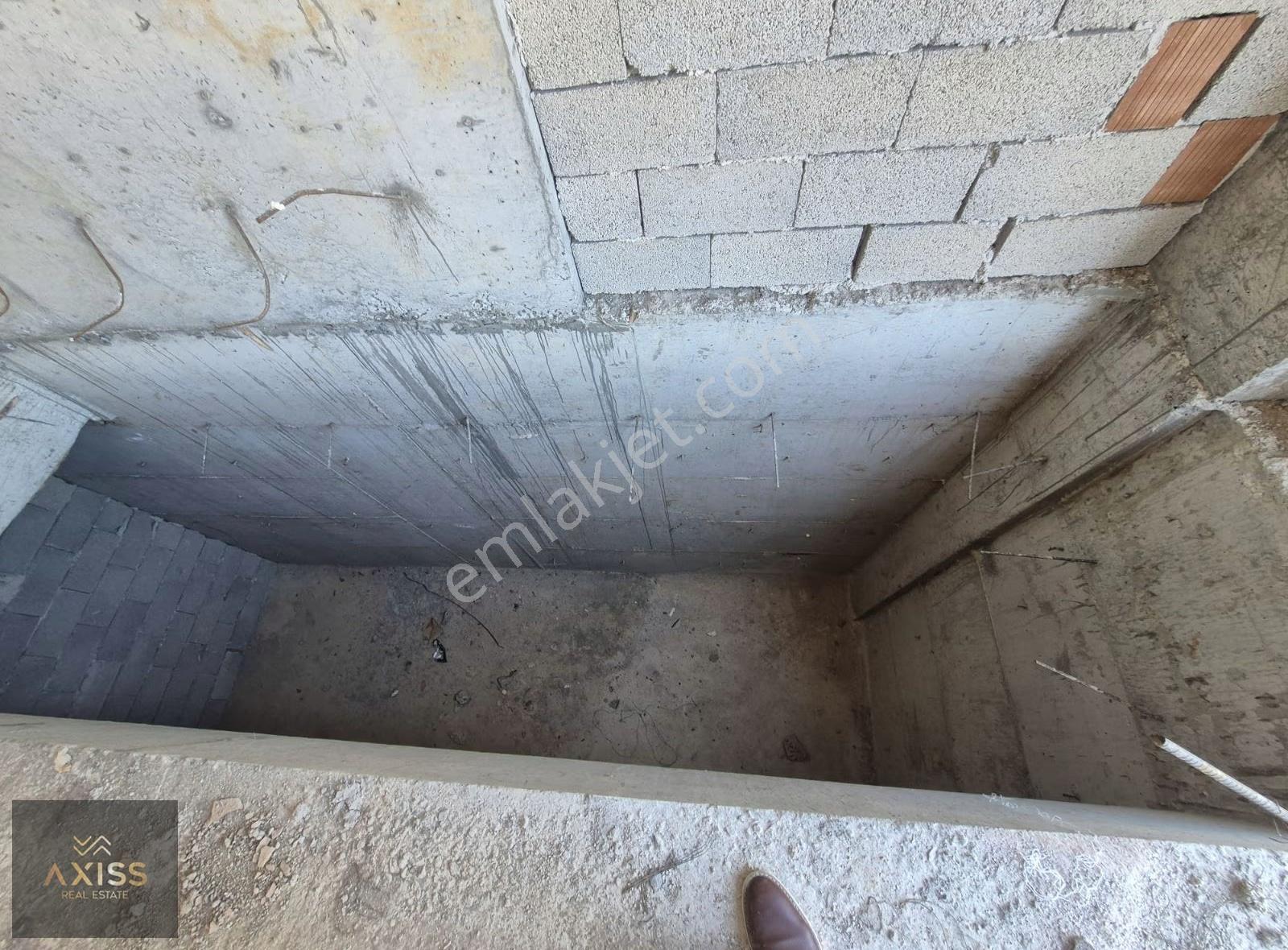 Ermenek Anayola 5 Metre Cepheli Dükkan 170 M2 - Görsel 3