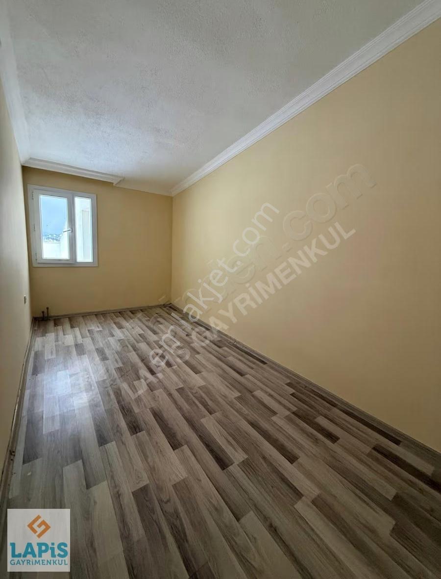 Davutlar Merkezde 5+1 Asansörlü Satılık Çatı Dubleks Daire - Görsel 12