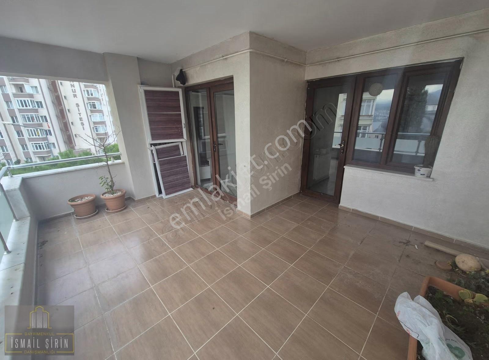 İsmail Şirinden Manastır Site İçinde Yeni Bakımlı Ara Kat Daire - Görsel 34