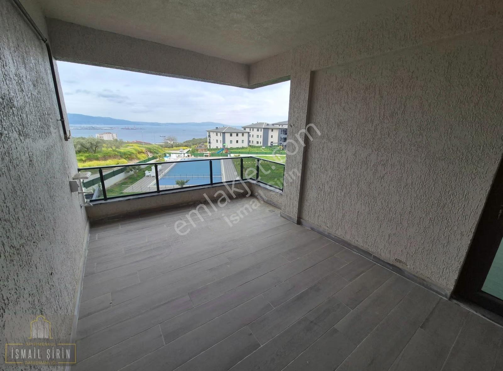 Şirinden Gemlik Cumhuriyet Mah. Manastır Orçe Green'de Deniz Manzaralı Havuzlu 3+1 Daire - Görsel 17