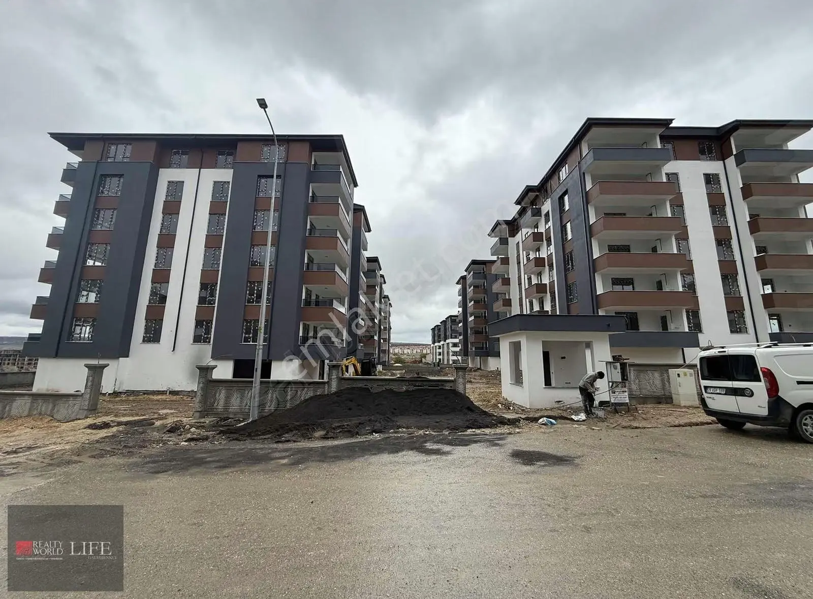 Rw Lıfe //emek Mh Havuzlu Lüx Site 120m2 2+1 Satılık Daire
