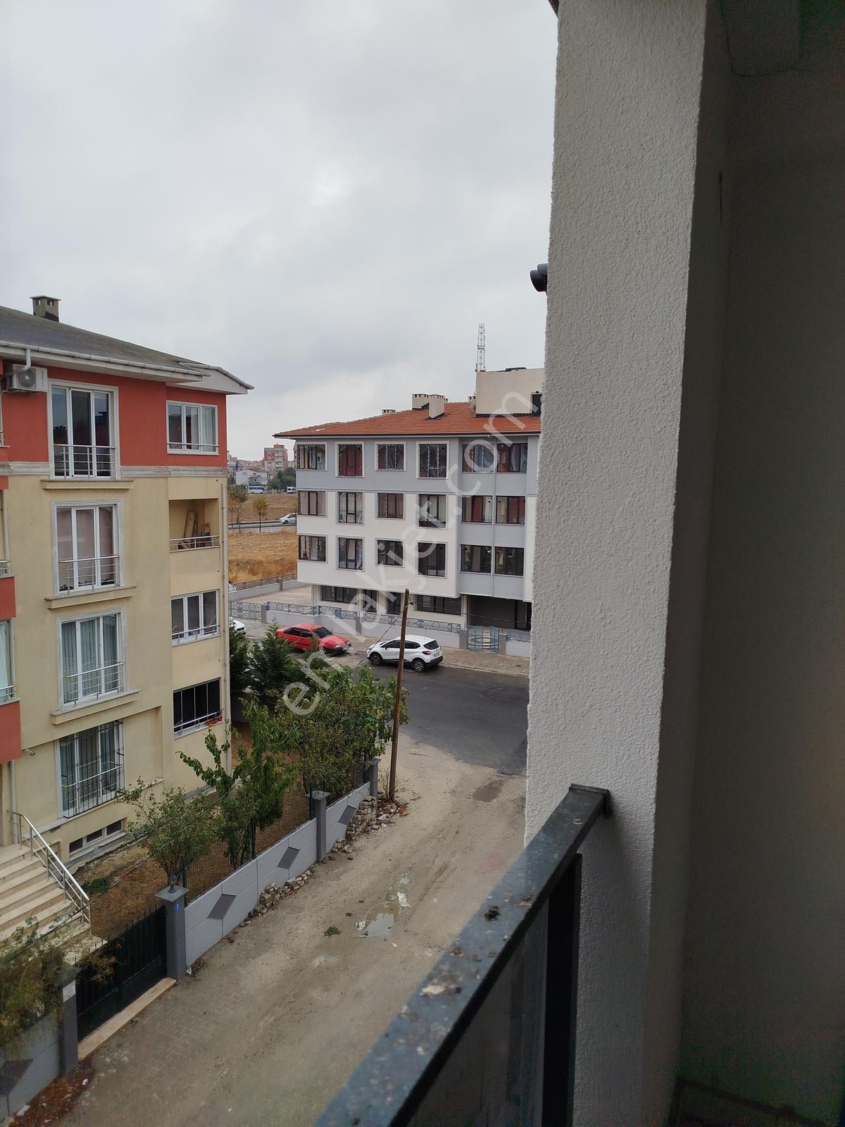 Tekirdağ/çorlu/danışlıfe Sitesinde(havuzlu) 1+1 Satılık Daire - Görsel 3