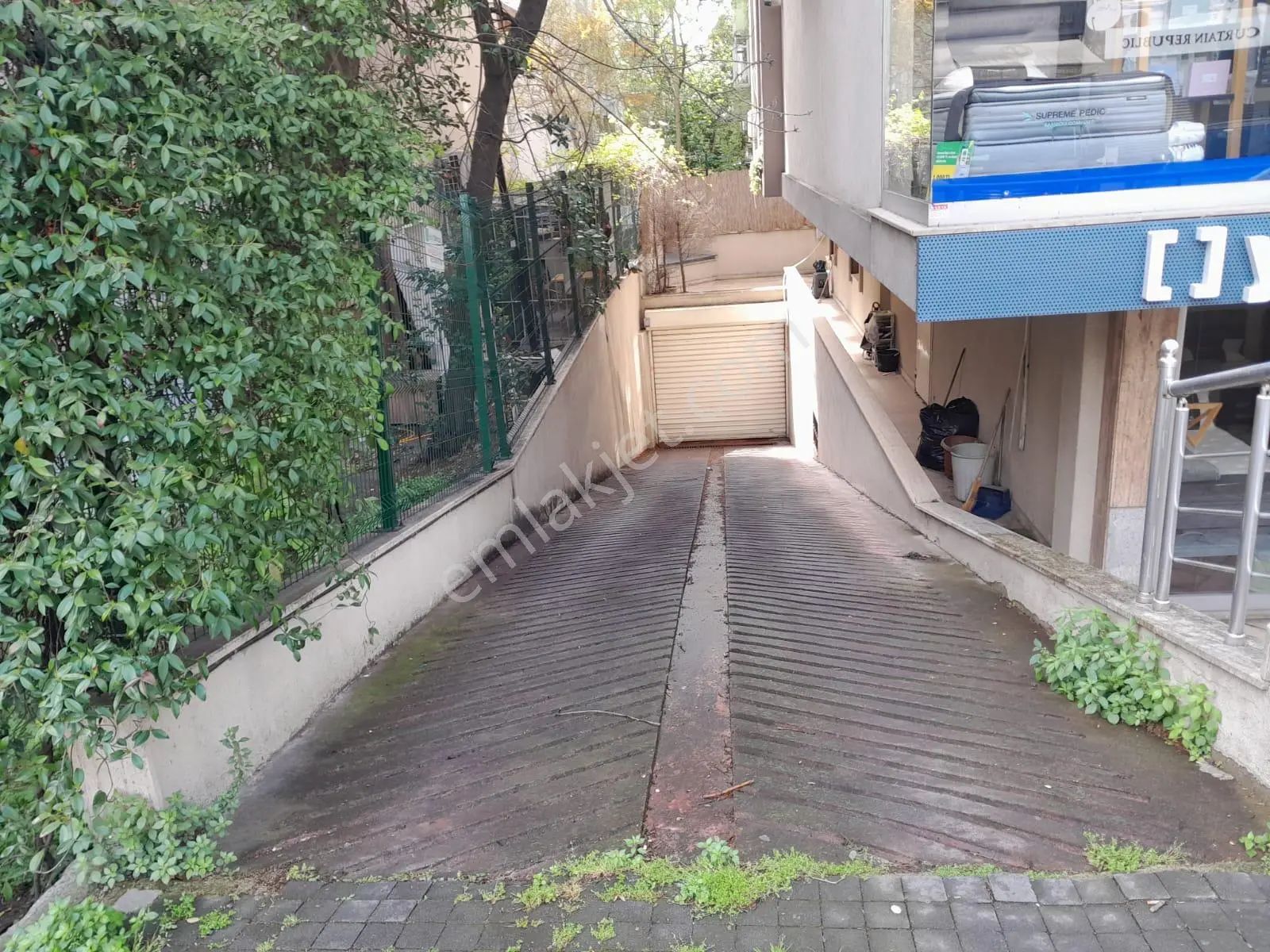 Bakırköy Kartaltepe Zuhuratbaba Cd E Banyolu Kapalı Otoparklı 3+1 Satılık Daire - Görsel 2