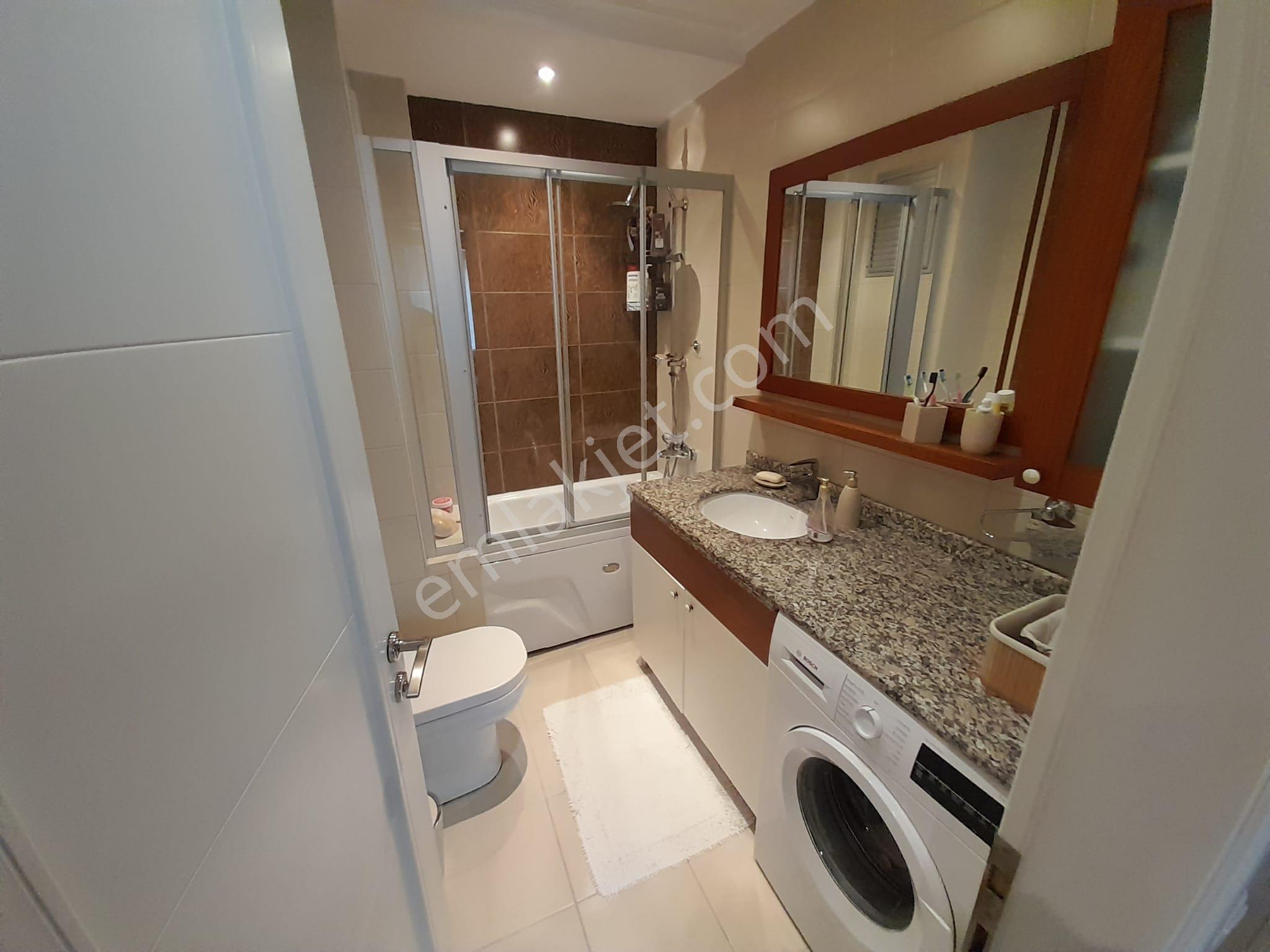 Bakırköy Kartaltepe Zuhuratbaba Cd E Banyolu Kapalı Otoparklı 3+1 Satılık Daire - Görsel 23